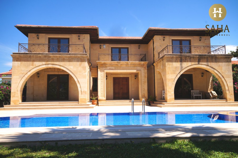 Villa 2